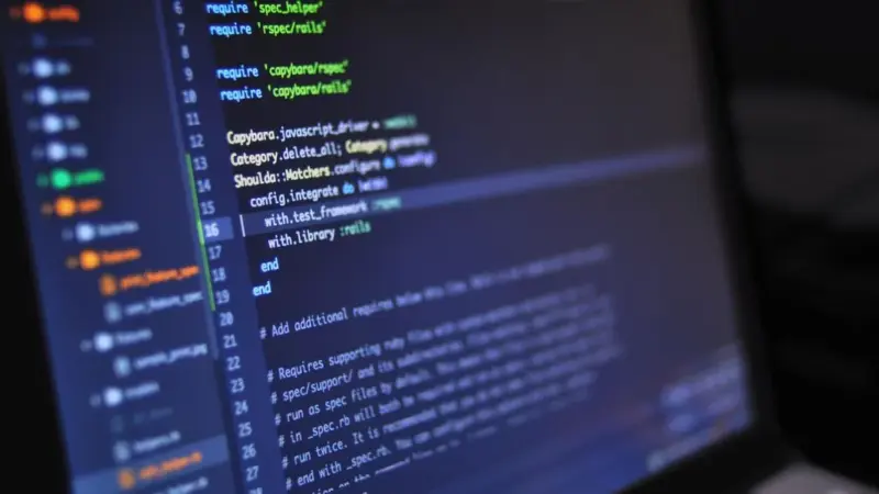 Amazon ha investito un miliardo per far scrivere codice ai suoi ingegneri