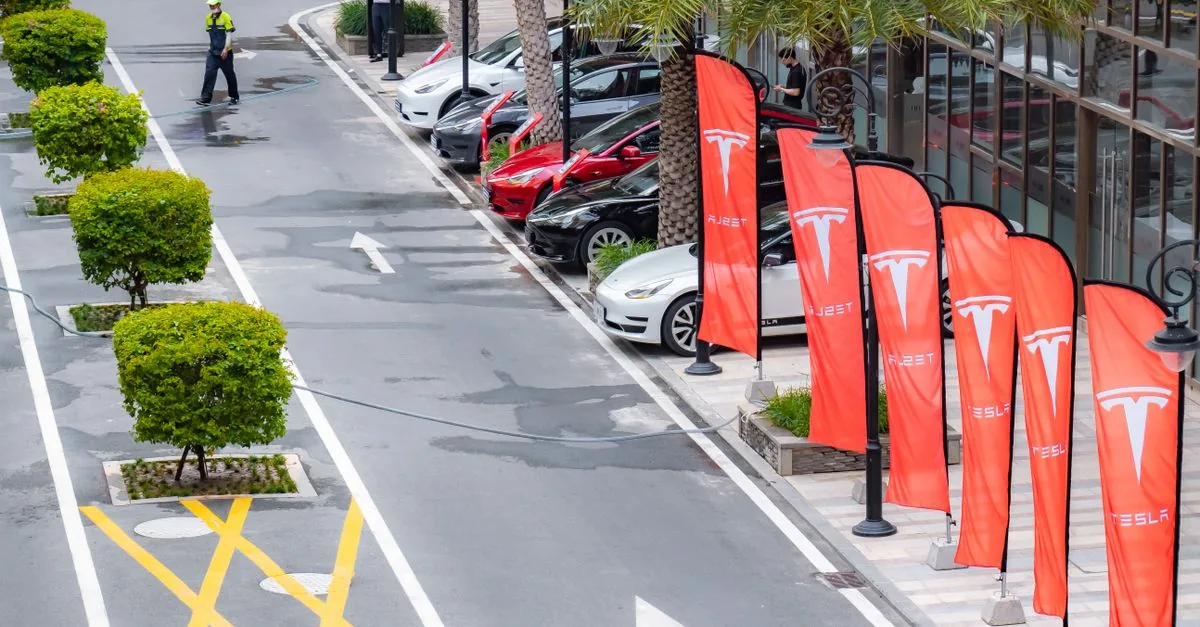 I record di BYD non bastano più a vendere