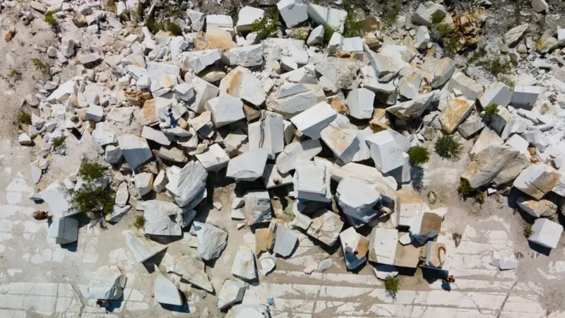 Il Comune di Carrara ha alzato il tetto delle estrazioni
