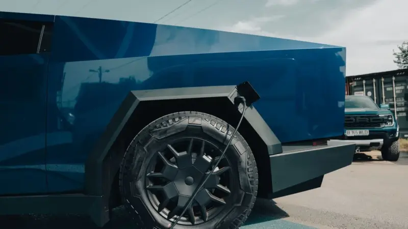 La California paga fino a 120 mila dollari per un camion elettrico