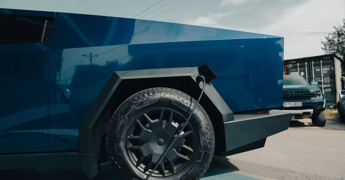 La California paga fino a 120 mila dollari per un camion elettrico