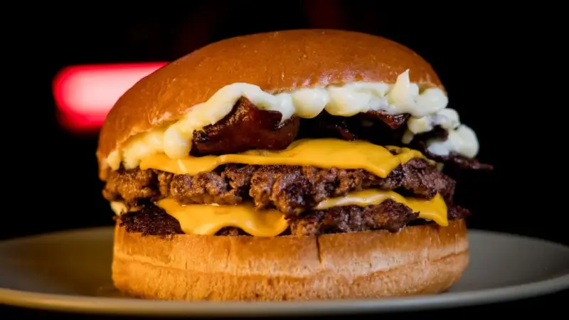 L'intelligenza artificiale ha già progettato un hamburger
