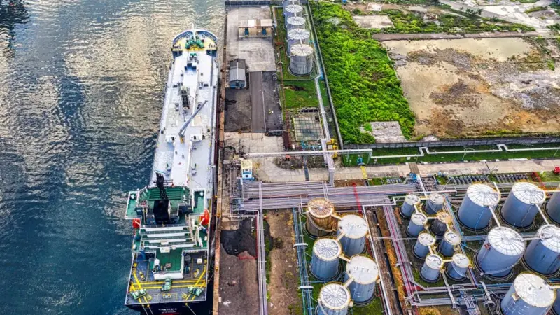 Lo Stretto di Hormuz ha fatto salire la bolletta del gas