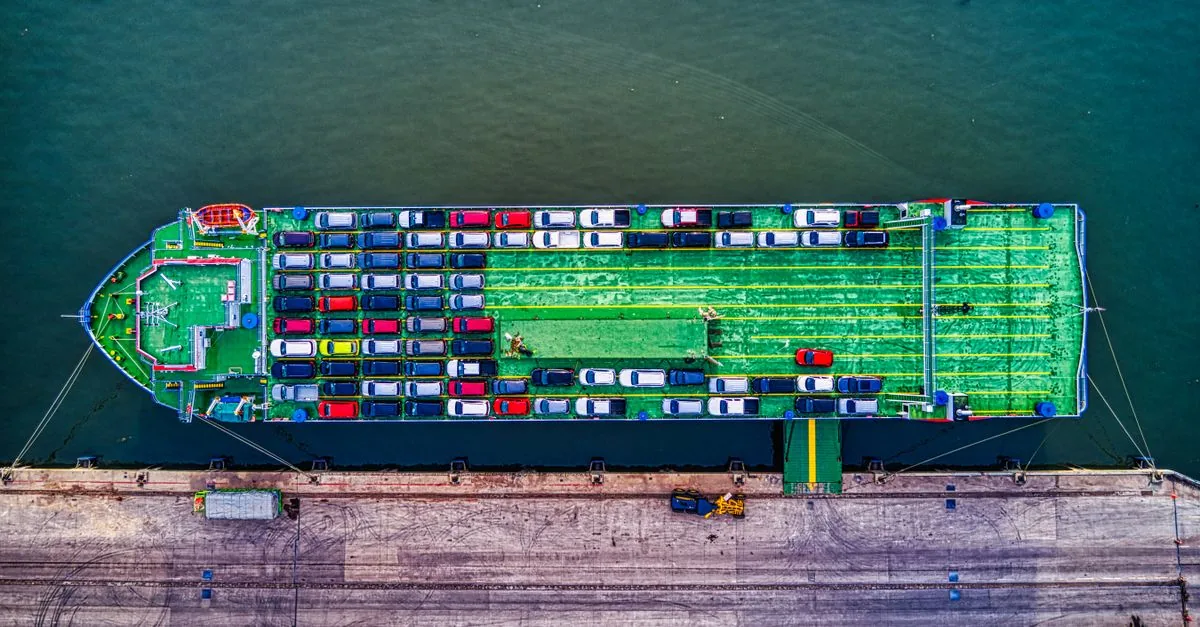 Noleggiare una nave portauto costa 150mila dollari al giorno