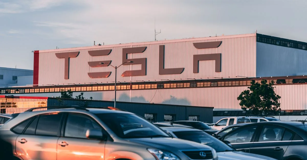 Tesla ha perso il 7,49% nonostante le buone consegne
