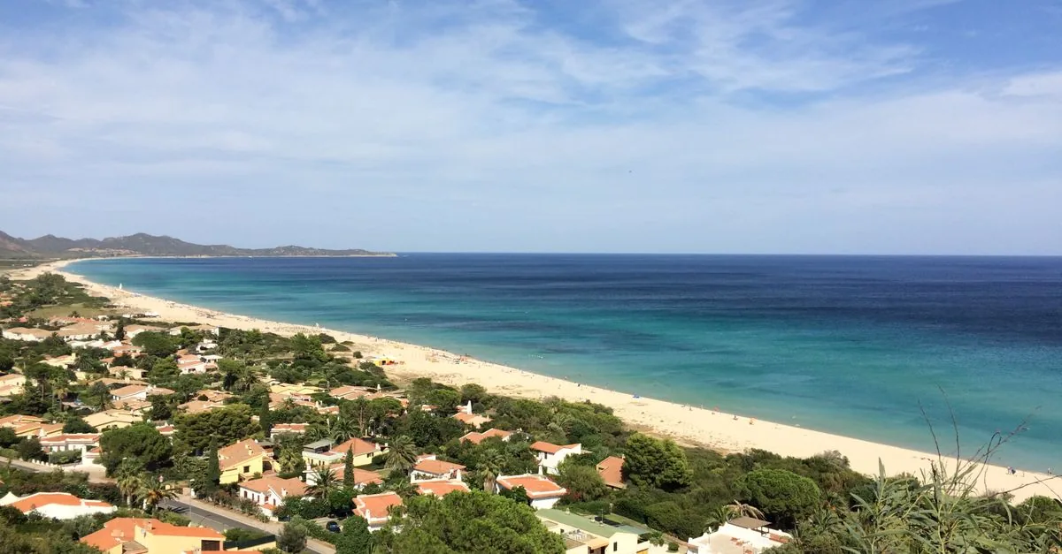 Un'autorizzazione speciale ha bucato le tutele sulla costa sarda