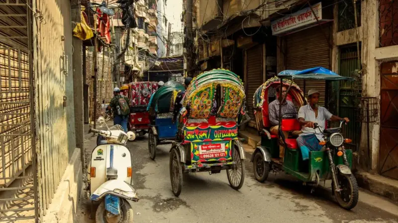 Delhi vieta i vecchi veicoli prima che il mercato sia pronto