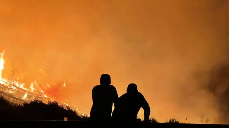 Gli incendi iberici del 2025 sono stati dieci volte più probabili