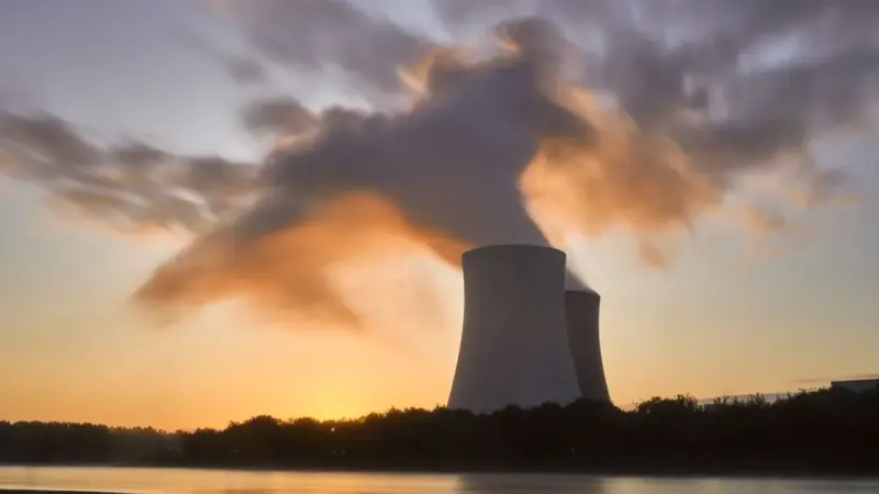I fiumi troppo caldi fermano le centrali nucleari