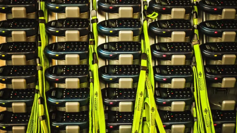 Il decreto taglia i ricavi delle batterie e nessuno ne parla