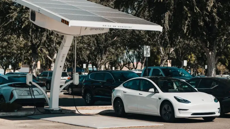Le batterie arrivano in autostrada