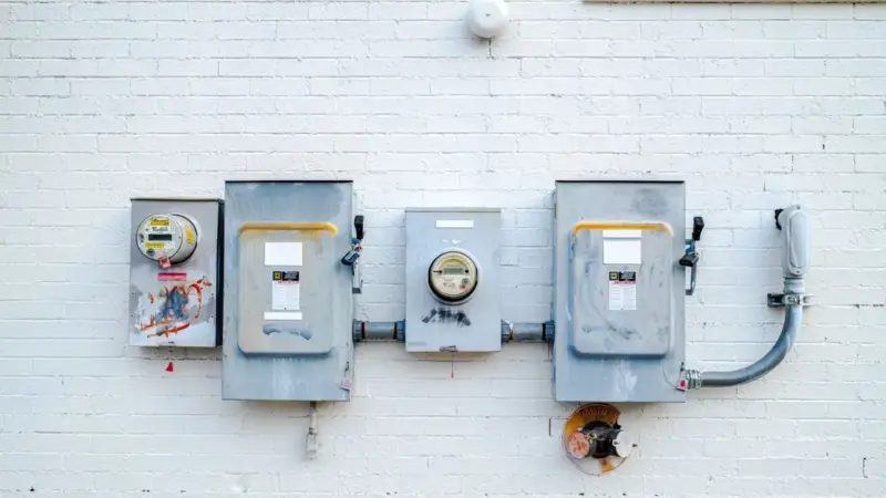 L'elettricità è tassata più del gas e l'Ue vuole cambiare le regole