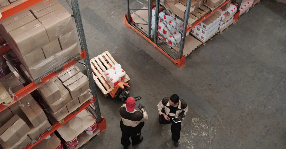I produttori di imballaggi aspettano le tariffe di novembre
