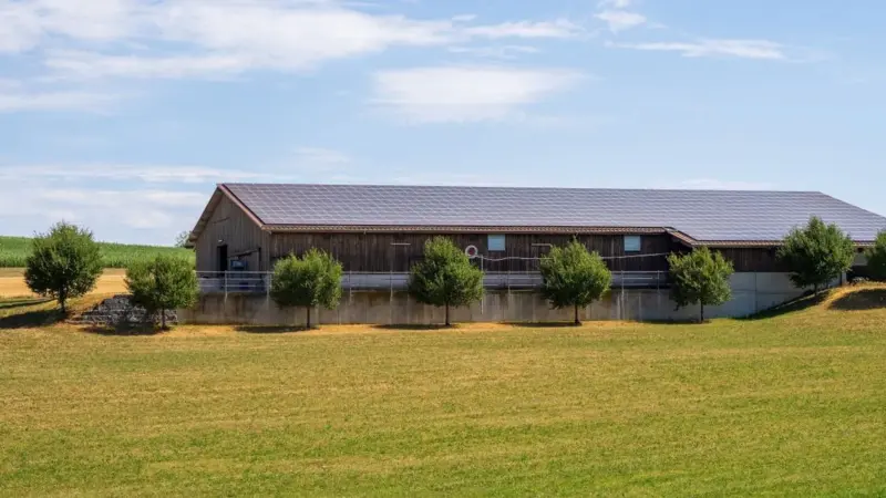 Il fotovoltaico a terra in agricoltura è finito in una corsia unica