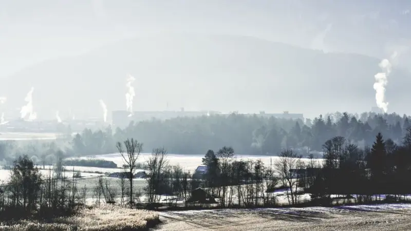 La Commissione europea rallenta le quote di carbonio dopo il 2035