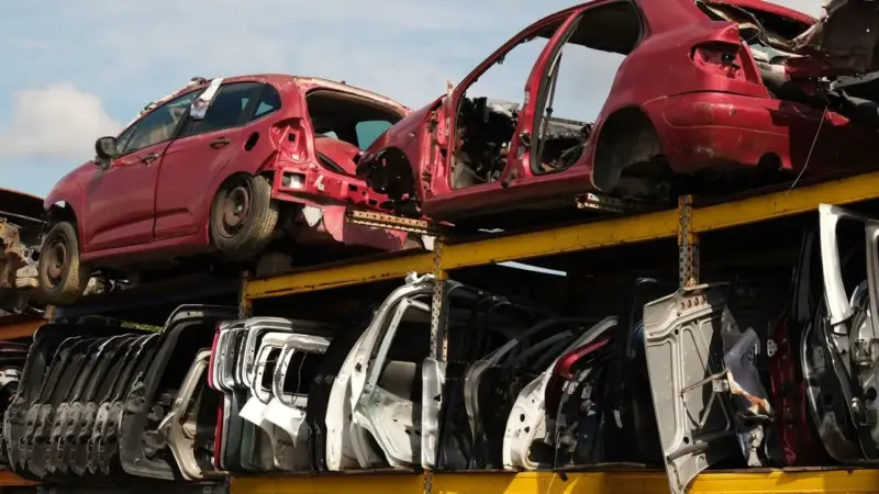 Afreximbank ha messo un miliardo per riciclare le auto in Africa