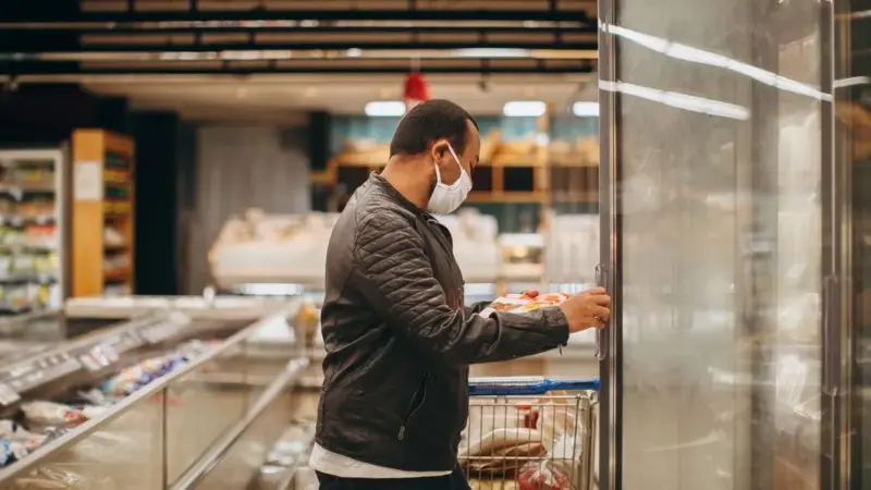 I supermercati britannici chiedono una legge sul cibo